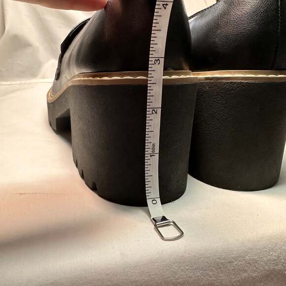 Dolce Vita Halona Lug-Sole Black Leather Platform Loafers - Picture 4 of 8